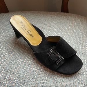 Taryn Rose Madison size 39.5 US9 Blk suede sandal